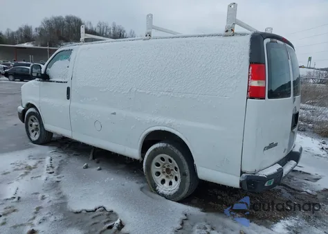 2009 Chevrolet Express 1500 Work Van z USA, uszkodzony, nr VIN 1GCFG15X591147262